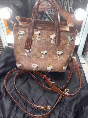 Coach Snoopy mini city tote